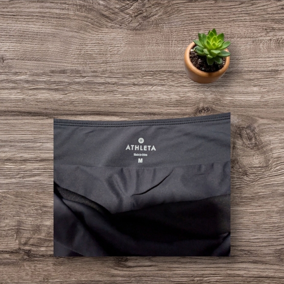 Charcoal Gray Athleta Skort With Built In Briefs - Picture 3 of 4